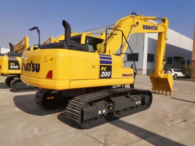 Used Komatsu PC200 Excavator