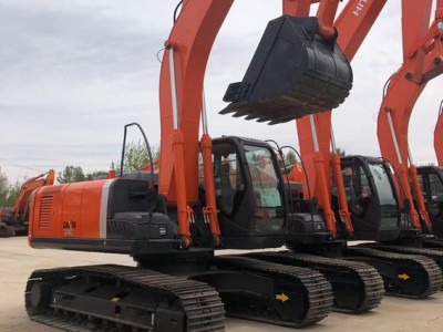 Used Hitachi ZX240 Excavator