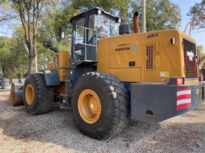 Used LONGGONG 855 Loader