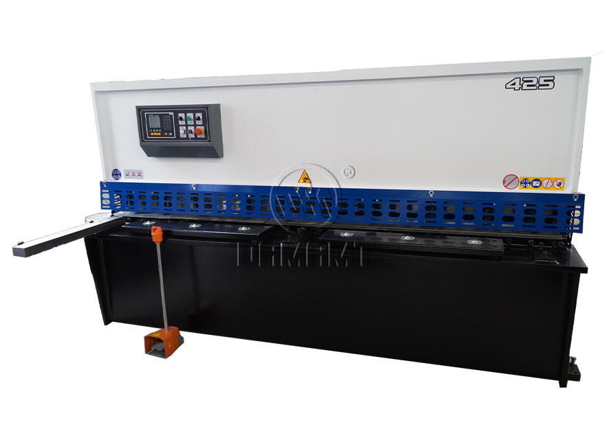 Hydraulic swing plate shears